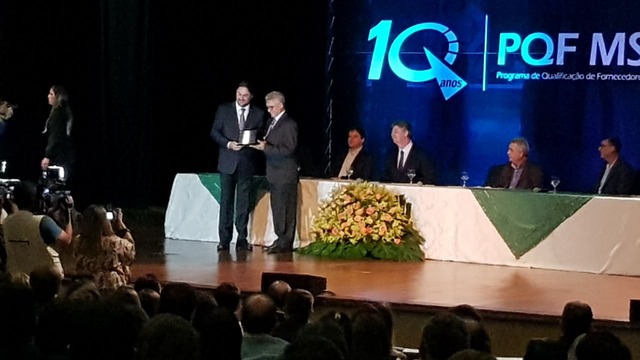 
O presidente da Federação das Indústrias do Estado do Mato Grosso do Sul (FIEMS), Sérgio Longen, abriu a solenidade e ainda prestou homenagem ao idealizador do programa, Paulo Edson Martins Vieira (Foto: Ricardo Ojeda)
