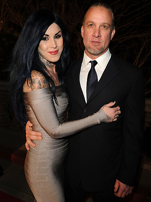 Sandra Bullock: ex-marido fica noivo de tatuadora