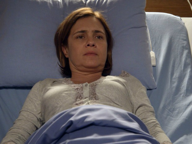 BABILÔNIA: Inês tripudia de Beatriz: ‘Você é que tem que ter medo de mim’ Inês garante não ter medo de Beatriz (Foto: TV Globo)