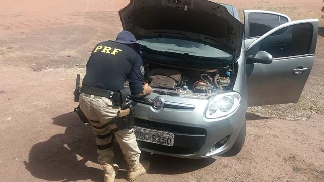 Polícia recupera em MS veículo roubado há mais de dois anos Veículo havia sido roubado em 2016 em Cuiabá. Foto: Divulgação/PRF.