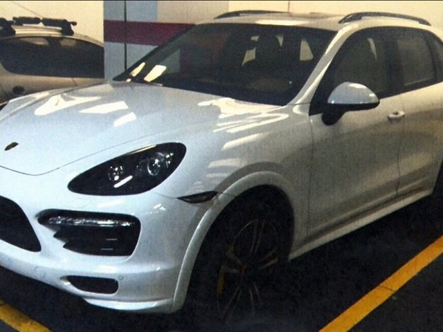 Juiz é condenado por apropriação de bens de Eike Batista Porsche de Eike Batista foi usado por juiz (Foto: Reprodução/GloboNews)
