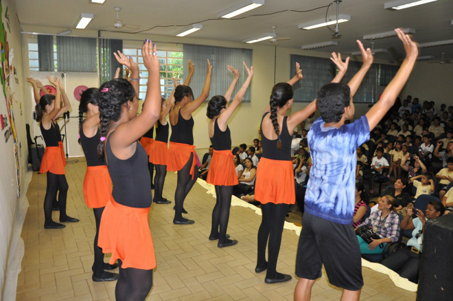 Os alunos realizaram várias atividades sobre o multiculturalismo existente nas regiões brasileiras (Foto: Divulgação/Assecom)
