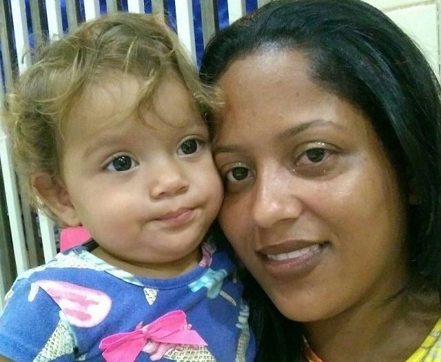 Nayara Fernanda da Silva Matos e a filha Lorena Sofia Souza foram mortas a facadas em Leme (Foto: Arquivo Pessoal)