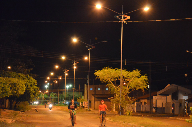 Prefeitura de Paranaíba inaugura nova iluminação em avenidas