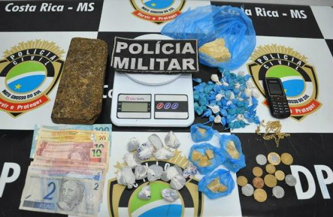 PM de Costa Rica fecha ponto de venda de drogas Diante deste fato os autores foram encaminhados para a Delegacia de Polícia de Costa Rica (Foto: Divulgação/PM MS)