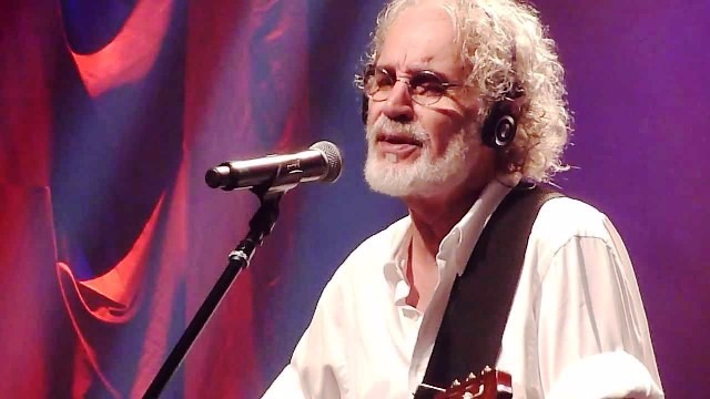 Tato e Nando e Festival de Música Sertaneja abrem Festa do Folclore No sábado (12) será realizado o show do artista de nome nacional, cantor e compositor Renato Teixeira