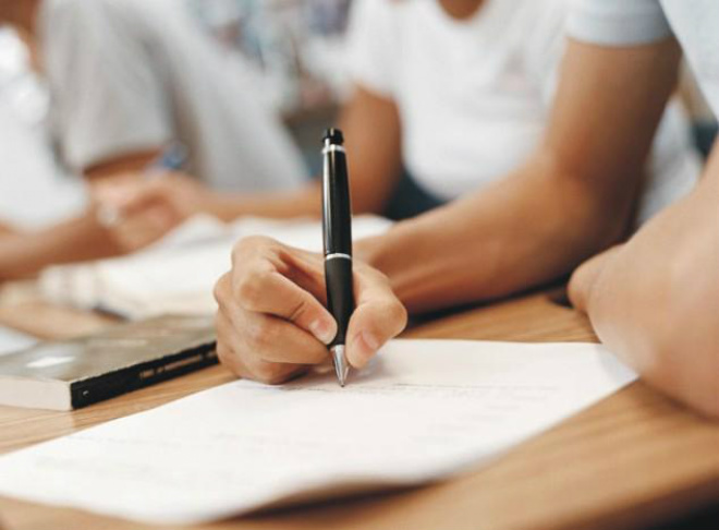 UEMS abre concurso docente para cursos de Computação e Pedagogia A remuneração inicial prevista no edital (40 horas semanais) é de R$ 4,4 mil, para os que possuem mestrado, e R$ 6,07 mil, para os doutores (Foto: Google Imagens)