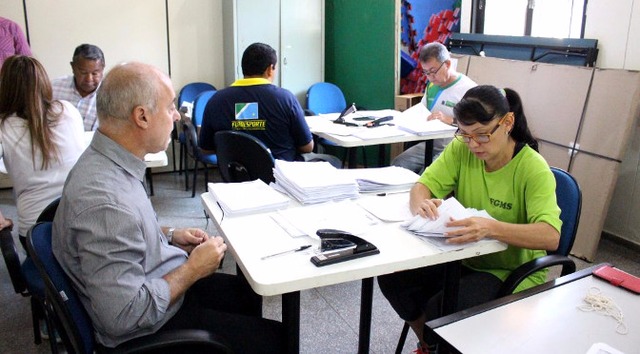 Cogeb se reúne para habilitar inscritos às bolsas atleta e técnico Na primeira fase, o Cogeb analisa a regularidade dos documentos apresentados e o cumprimento dos requisitos mínimos para continuar na seleção. (Foto: Divulgação/ Assessoria)