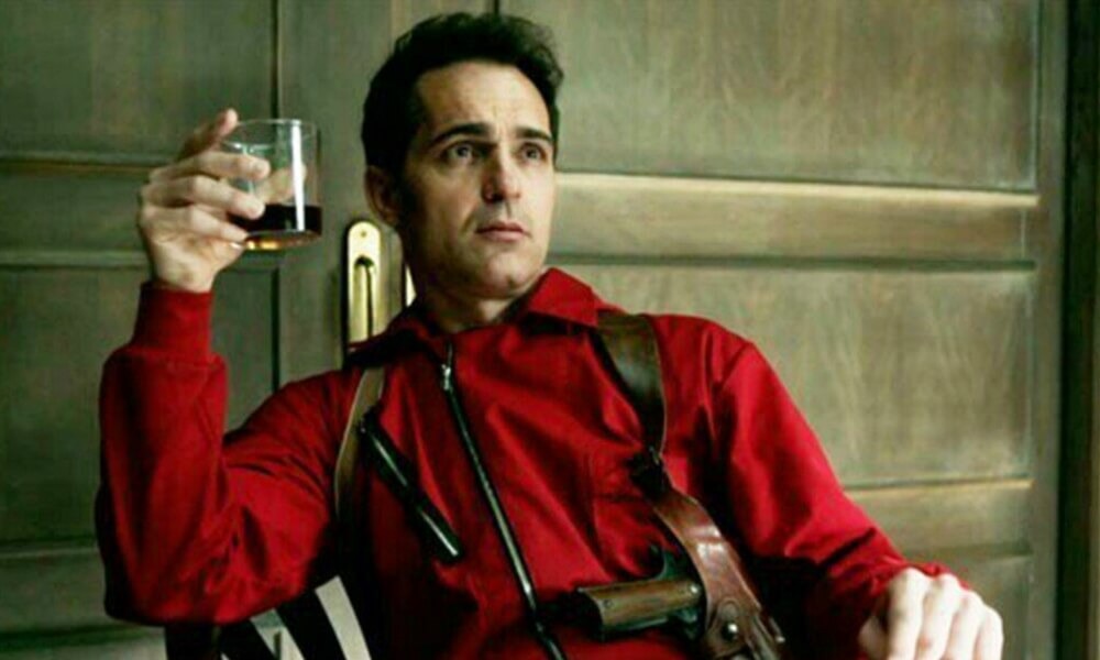 Berlim é confirmado na 3ª parte de La Casa de Papel Berlim é confirmado na 3ª parte de La Casa de Papel. (Foto: Divulgação).
