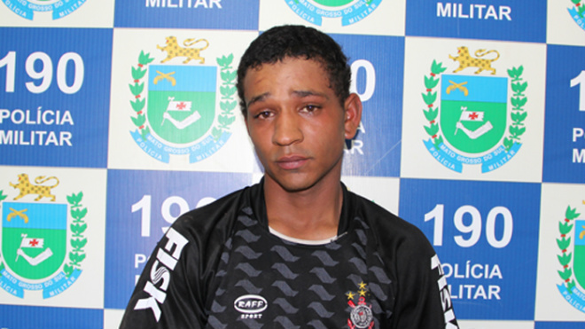 Rapaz é contido por populares e preso após roubar bicicleta Diego Alexandre Ortiz (20) empurrou uma jovem de 18 anos de sua bicicleta e levou o veículo deixando a mulher caída (Foto: Divulgação)