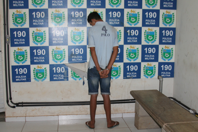 ROTAI apreende menor após invadir três residências em Três Lagoas O menor apreendido já possui outras passagens pela polícia. (Foto: Fábio Jorge)