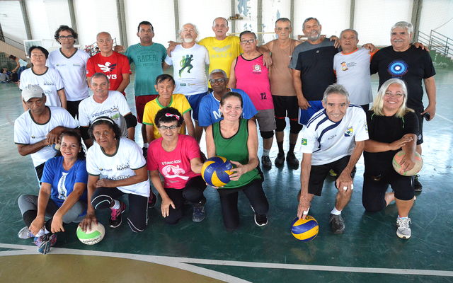 Vôlei adaptado da Melhor Idade de Três Lagoas disputará Super Liga em Araçatuba Três Lagoas será representada pelas equipes masculina e feminina nas categorias 50, 60 e 70 anos. Anualmente, diversas cidades participam do evento organizado pela Confederação Brasileira de Voleibol Adaptado, com o apoio da Prefeitura Municipal de Araçatuba. (Foto:Assessoria)
