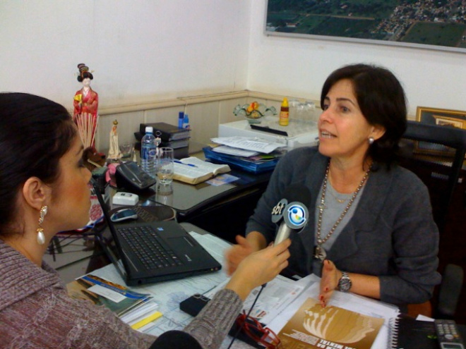 Vendaval que atingiu Três Lagoas deixou marcas na economia do município Um dia após o vendaval, equipe do Perfil News/SBT produziu um programa especial sobre a tempestade que atingiu Três Lagoas e a prefeita Márcia Moura faliu com exclusividade sobre o assunto