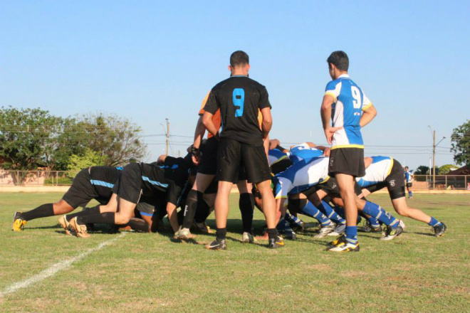 Em jogo impecável Guaicurus vence pelo Estadual Os atletas só puderam chegar ao destino após levantarem dinheiro entre si para fretar uma van no próprio município de Água Clara (Foto: Divulgação/Assecom)