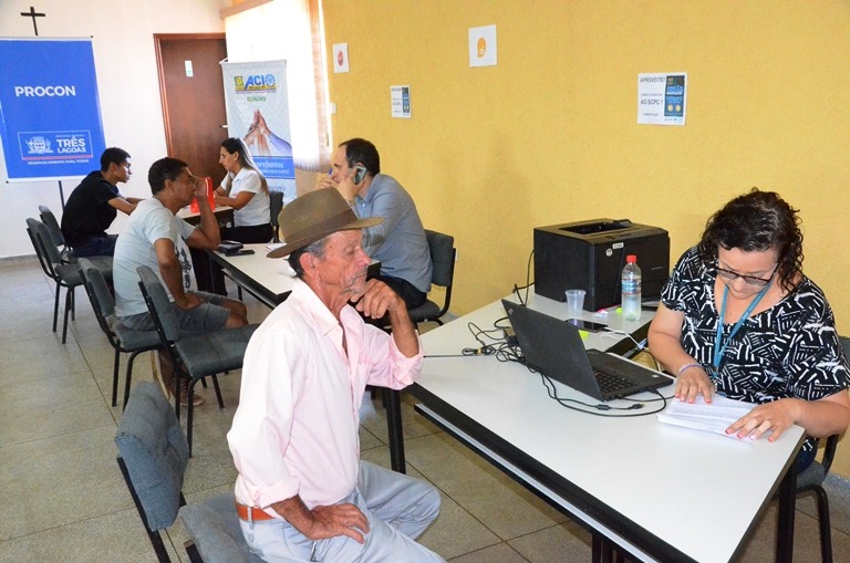 Feirão de Negociação do PROCON-TL tem sucesso em atendimentos com empresas de telefonia (Foto: Diretoria de Comunicação Social da Prefeitura de Três Lagoas)
