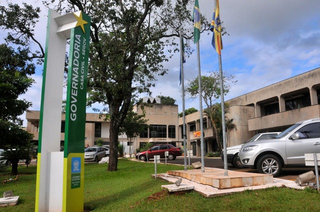 Governador publica lista de comissionados para nova gestão Governador disse, anteriormente, que demitiria 25% dos comissionados - Foto: Arquivo/Correio do Estado