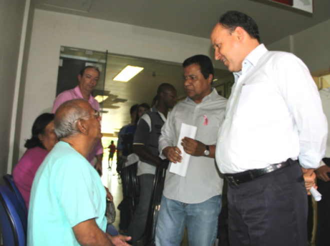 CPI da Saúde em MS visita Santa Casa da Capital O presidente destacou aos parlamentares que os principais problemas enfrentados pela atual gestão estão relacionados à degradação do prédio (Foto: Divulgação/Assecom)