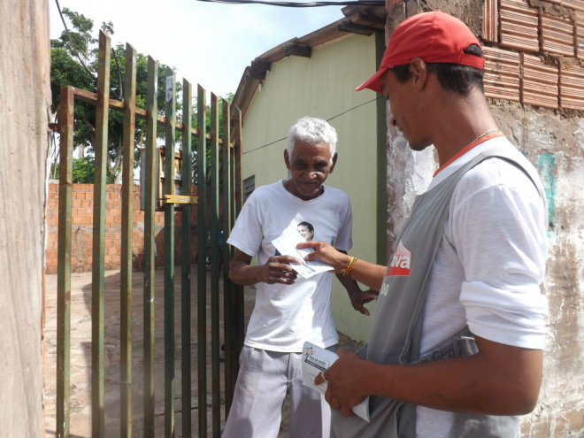 Sesi distribui panfletos sobre interdição para a Volta das Nações a equipe da Agetran vai contar com 15 pessoas, que vão iniciar às 6 horas de domingo o trabalho de sinalização nas vias (Foto:Divulgação/ Assecom)