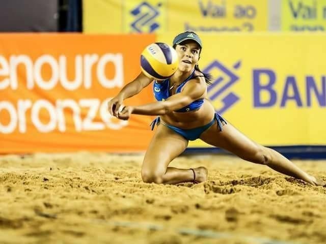 Atleta de MS é convocada para etapa do Sul-Americano no Chile Victoria Lopes é a revelação do vôlei de praia sul-mato-grossense (Foto: CBV/Divulgação)