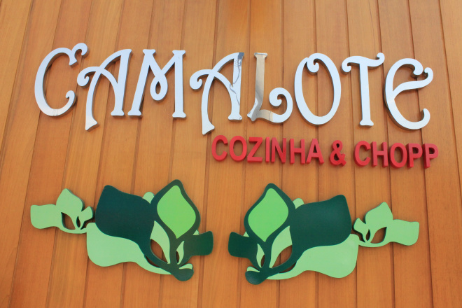 Camalote Cozinha & Chopp Camalote Cozinha & Chopp Tel:(67)3522-8276
Foto: Yuri Spazzapan