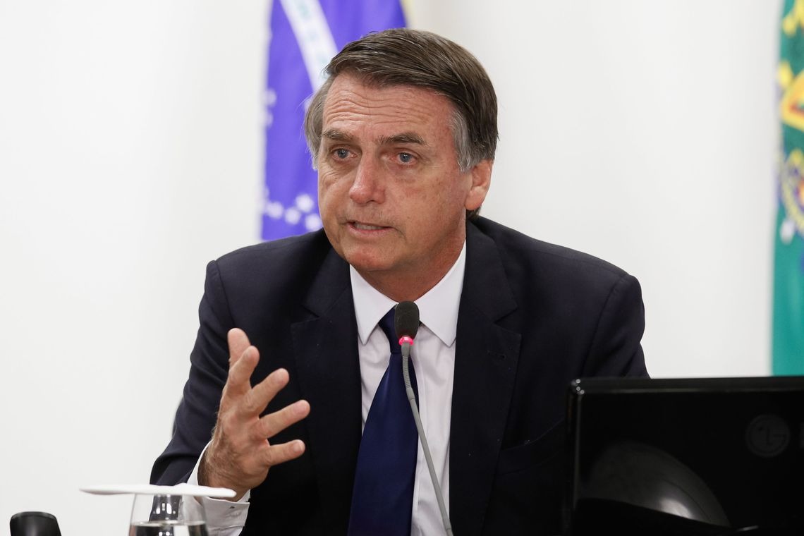 Procura por cursos de tiro e registro de novas armas cresce na onda de Bolsonaro Alan Santos/ PR