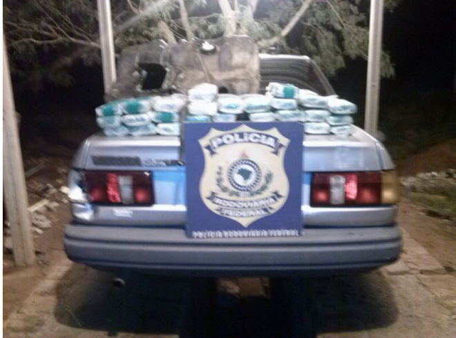 PRF apreendeu cerca de 85 kg droga durante o feriadão As fiscalizações da PRF resultaram na apreensão de aproximadamente 61 quilos de maconha, 19,8 quilos de pasta base e 4,4 quilos de cocaína (Foto: Divulgação/Assecom)