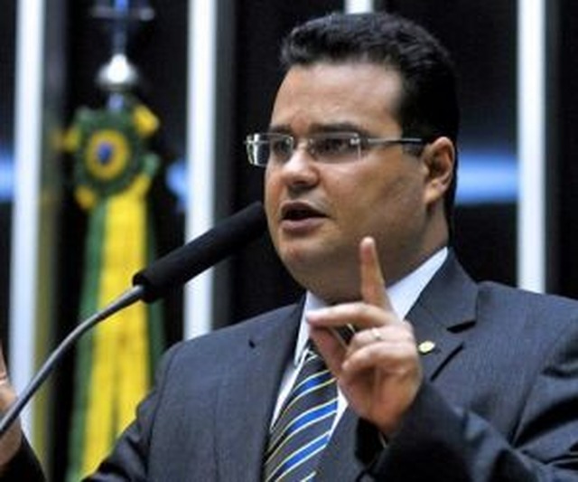 Deputados de MS apoiam criminalização de caixa 2 Fábio Trad defende a proposta, mas alertou sobre a necessidade de analisar melhor o texto - Foto: Arquivo / Correio do Estado