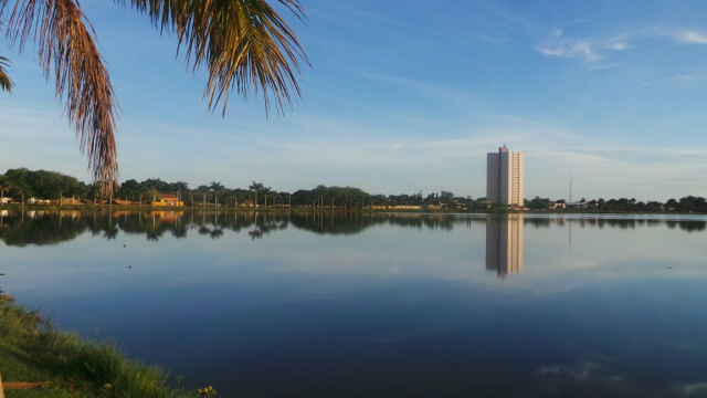 Sexta-feira com altas temperaturas e algumas nuvens em Três Lagoas Céu com poucas nuvens e não há previsão de chuva para a sexta-feira (08). (Foto: Ricardo Ojeda)