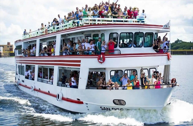 Equipe de Três Lagoas vai a Barra Bonita conhecer experiência em turismo náutico Navios em Barra Bonita chegam a levar até 600 pessoas para passeio no Rio Tietê