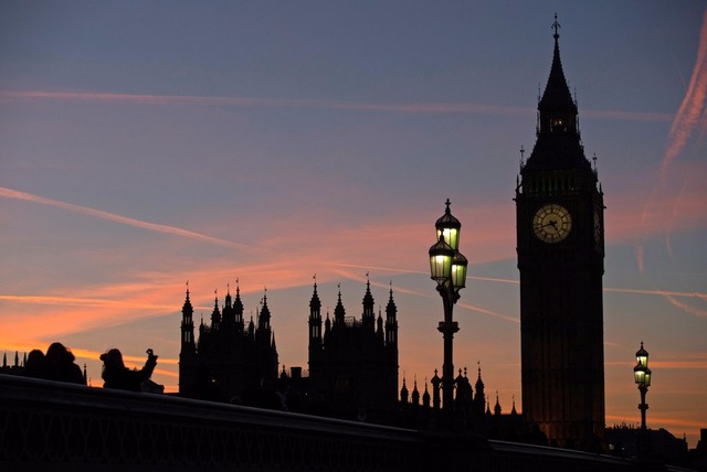 A partir da semana que vem, Big Ben ficará em silêncio por quatro anos A Torre Elizabeth, conhecida como 'Big Ben', é vista durante o entardecer em Londres, na Inglaterra (Foto: Daniel Leal-Olivas/AFP)
