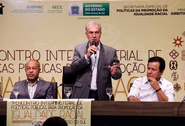 Governador diz que é preciso fortalecer a igualdade racial para dar fim a intolerância em MS “Precisamos nos movimentar contra o preconceito”, disse Reinaldo Azambuja. (Foto:Divulgação/Assessoria)
