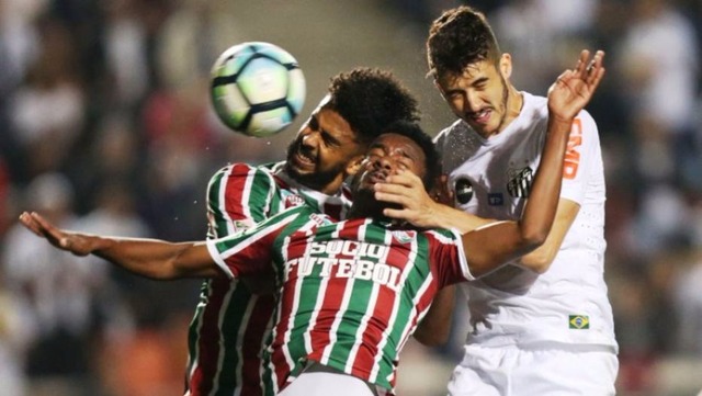 No Pacaembu, Santos e Fluminense decepcionam torcida e empatam sem gols Santos e Fluminense ficaram no empate Foto: Alex Silva|Estadão