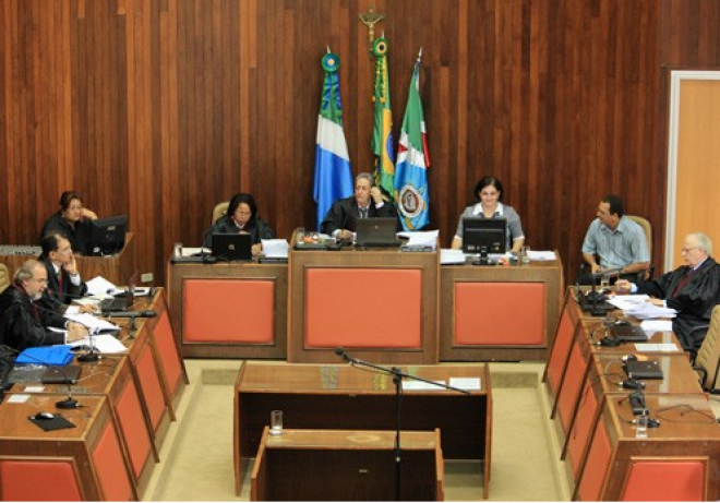 2ª Câmara Criminal já julgou 3.600 processos em 2013 As sessões de julgamento do colegiado são realizadas às segundas-feiras a partir das 14 horas (Foto: TJMS)