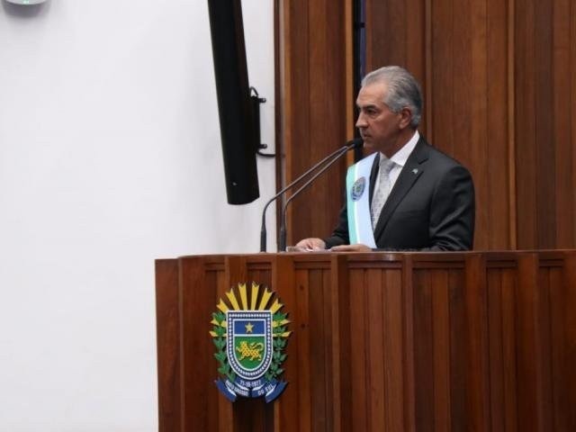 Reinaldo critica PSDB e diz que partido errou em aliar-se ao governo Temer Em discurso de posse, Reinaldo falou sobre corte de gastos e contenção de despesas para equilibrar contas (Foto/Arquivo: Henrique Kawaminami)