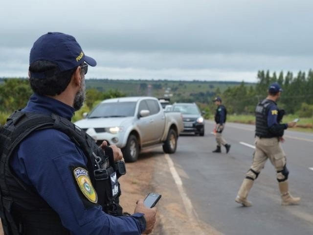 A cada três minutos, 2 motoristas são flagrados em alta velocidade em MS (Foto: Divulgação/ PRF)