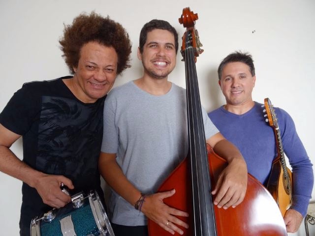 Logo mais à noite tem “Concerto na Igrejinha” Grupo André Lopes Trio (Foto/Assessoria)
