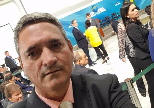 Temer assina decreto que reconhece supermercados como atividade essencial Joaquim Romero Barbosa, participou da cerimônia com um grupo de empresários do ABRAS e AMAS (Foto: Joaquim Romero / Cedida)
