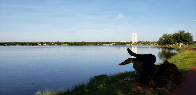 Quinta-feira de calor, porém há previsão de chuva em Três Lagoas Nuvens apareceram nas primeiras horas da manhã e foram registrados 27°C. (Foto: Ricardo Ojeda)