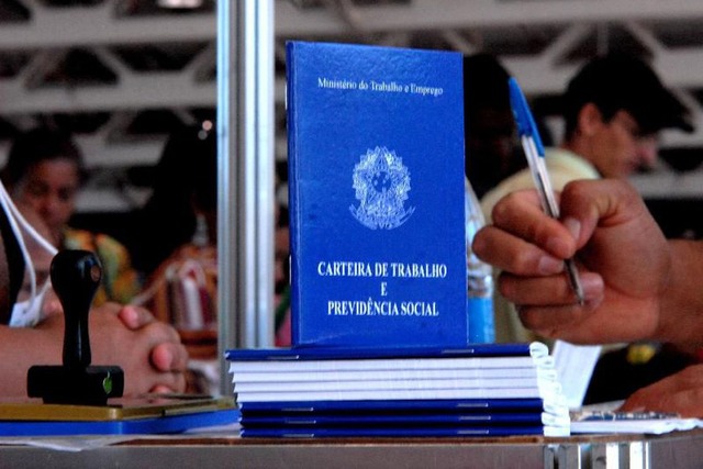 Pis/Pasep começa a ser pago hoje Marcello Casal/Arquivo/Agência Brasil