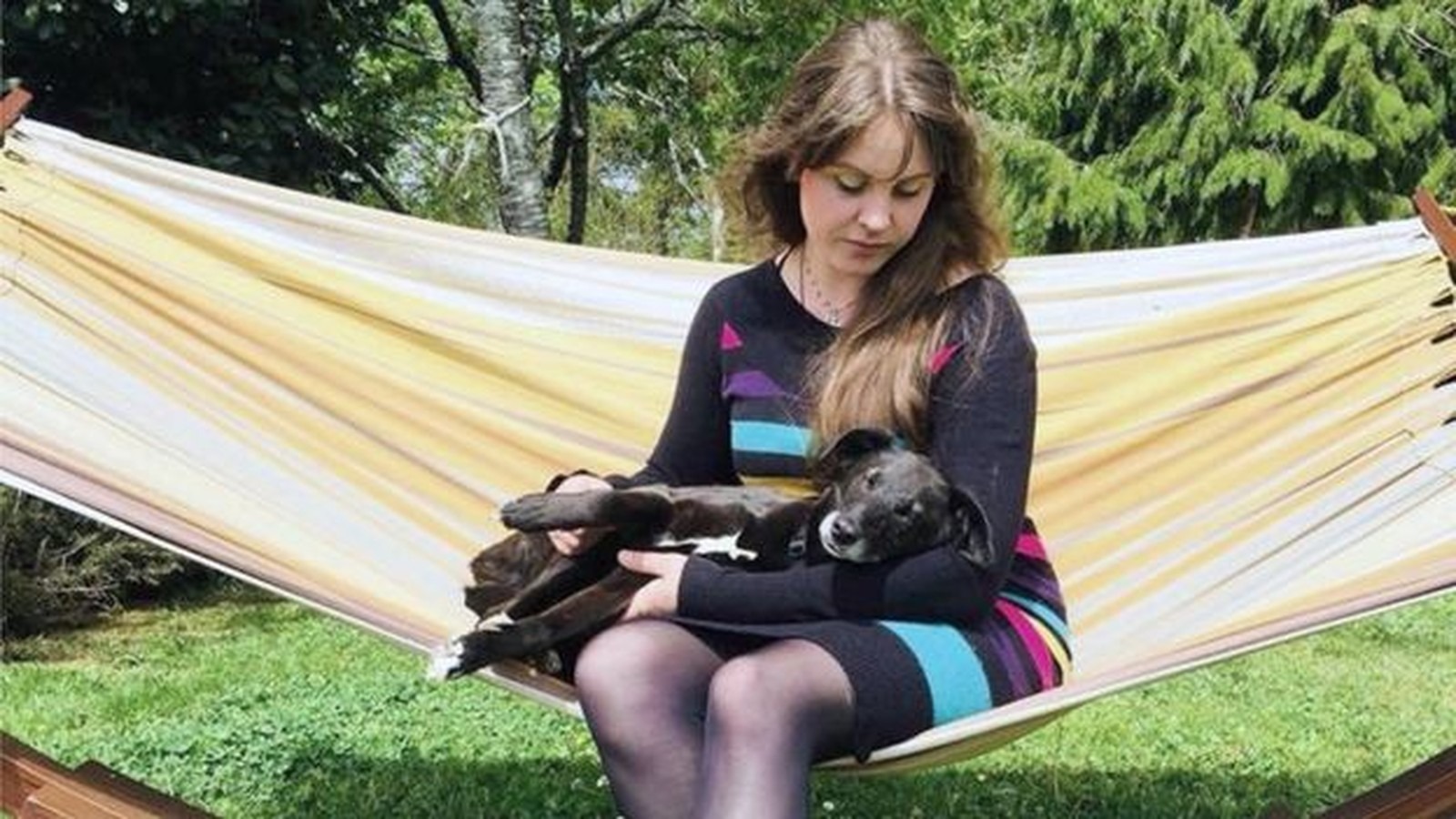 'Cinco vezes por dia não era suficiente', diz mulher com transtorno de vício em sexo Rebecca Barker, de 37 anos, diz que dependência em sexo arruinou seu relacionamento e a levou a se isolar (Foto: Arquivo Pessoal)