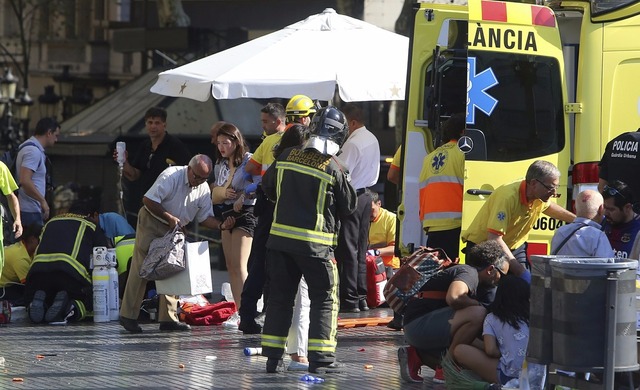 Estado Islâmico reivindica autoria de atentado em Barcelona Atentado em Barcelona (Foto: AP Photo/Oriol Duran)