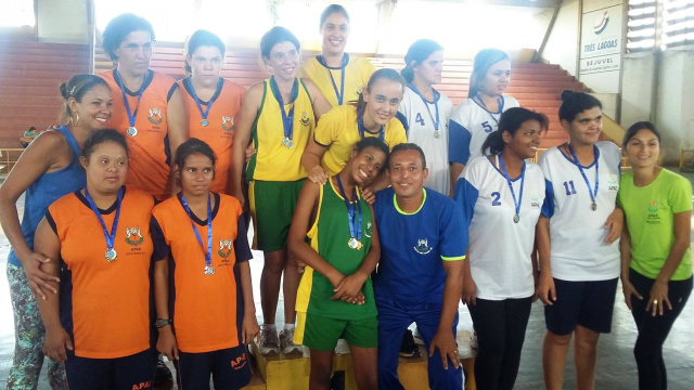 Os alunos vencedores garantiram vaga na disputa estadual entre as APAEs de Mato Grosso do Sul. (Foto: Assessoria)
