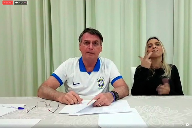 Lei Rouanet deverá ter teto de R$ 1 milhão por projeto, diz Bolsonaro Divulgação Jair Bolsonaro/Redes Sociais