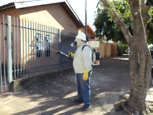 Ações continuadas de combate a dengue baixam índice do Lira Borrifação nos bairros. (Foto: Assessoria)