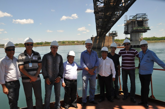 Akira defende ampliação dos acessos viários a nova ponte O projeto de atualização dos acessos prevê faixas adicionais, com rampa em descida em Mato Grosso do Sul e de subida em São Paulo (Foto: divulgação/Assecom)