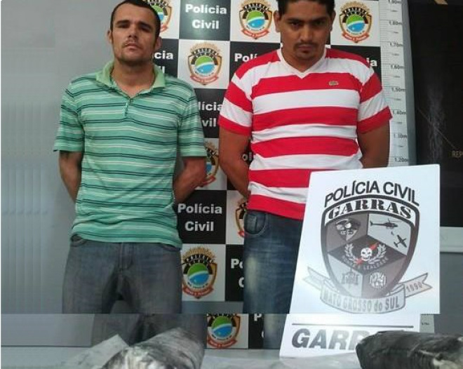 Grarras prende acusados de tentar explodir caixas eletrônicos na Capital Os acusados colocaram explosivos nos caixas eletrônicos, mas por causa do frio eles não detonaram (Foto: Divulgação/PC MS)