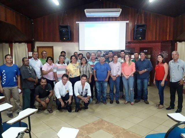 O objetivo do encontro foi “fortalecer o controle de vetores e reservatórios da Leishmaniose visceral nas cidades de transmissão intensa em Mato Grosso do Sul” (Foto/Assessoria)