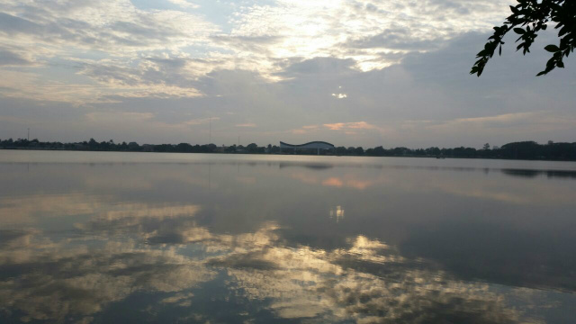 Manhã ensolarada, na Lagoa Maior em Três Lagoas. (Foto: Ricardo Ojeda) 