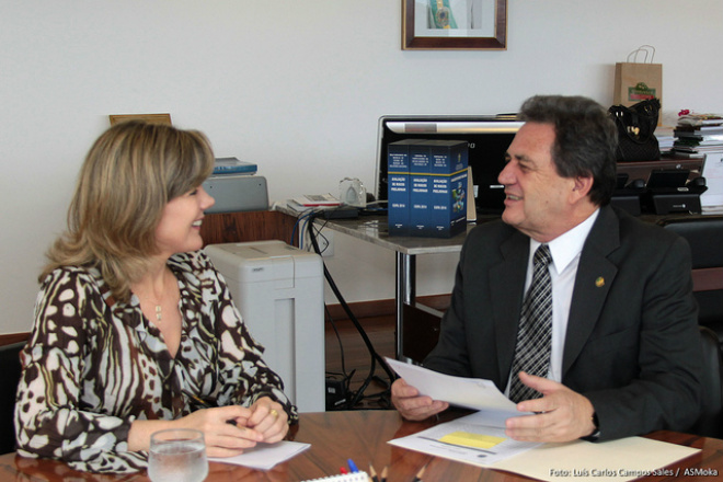 Ministra Gleisi confirma a Moka leilão da BR-163 para dezembro Moka e a ministra-chefe da Casa Civil, Gleisi Hoffmann (Foto: Divulgação/Assecom)
