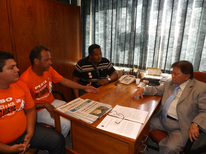 Otsubo votará a favor do piso nacional dos agentes comunitários Representantes do Estado e de todo o Brasil participam da mobilização nacional em Brasília pela regulamentação deste piso salarial (Foto: Divulgação/Assecom)